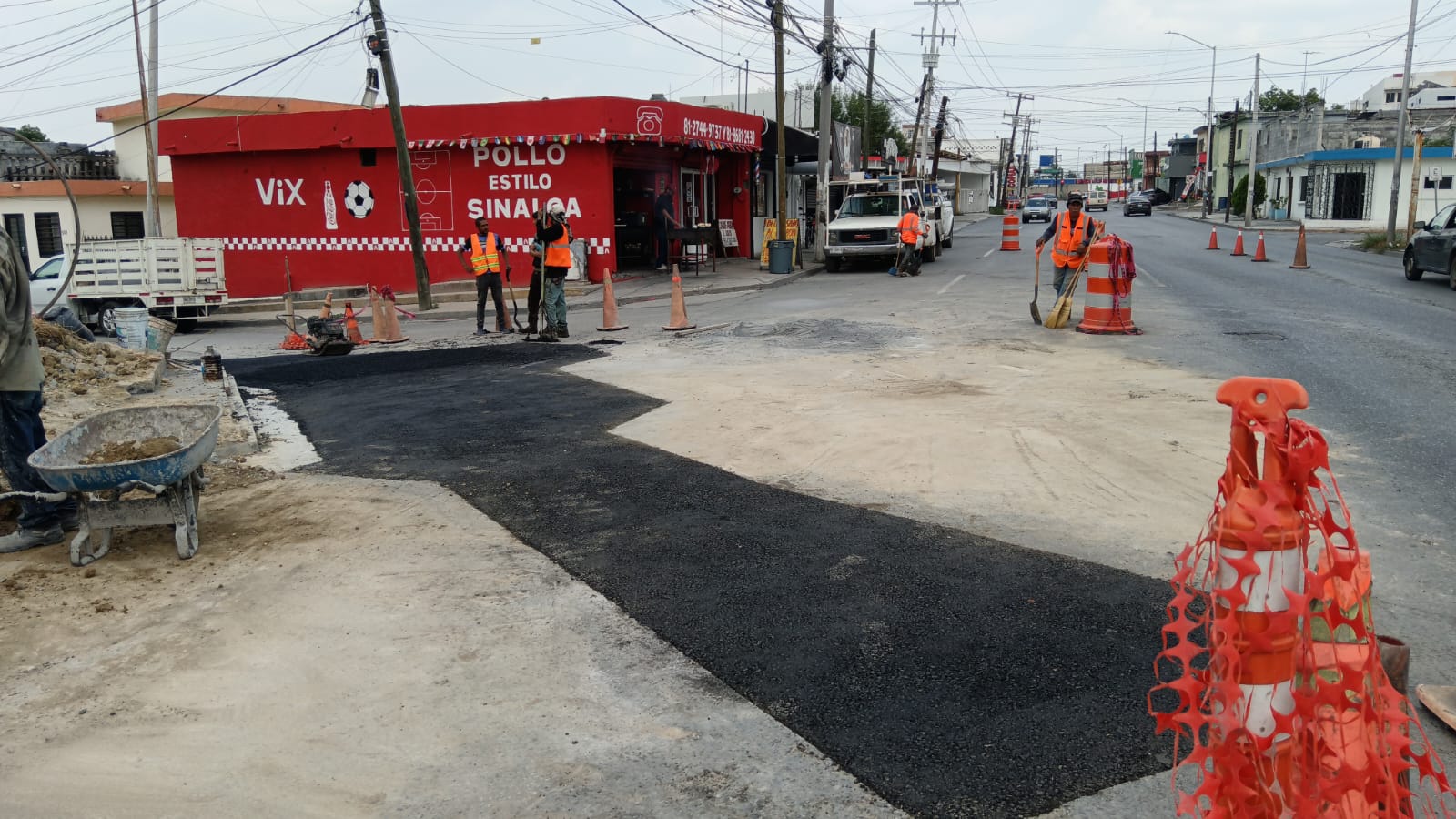 Bacheo de vialidad con asfalto en frío